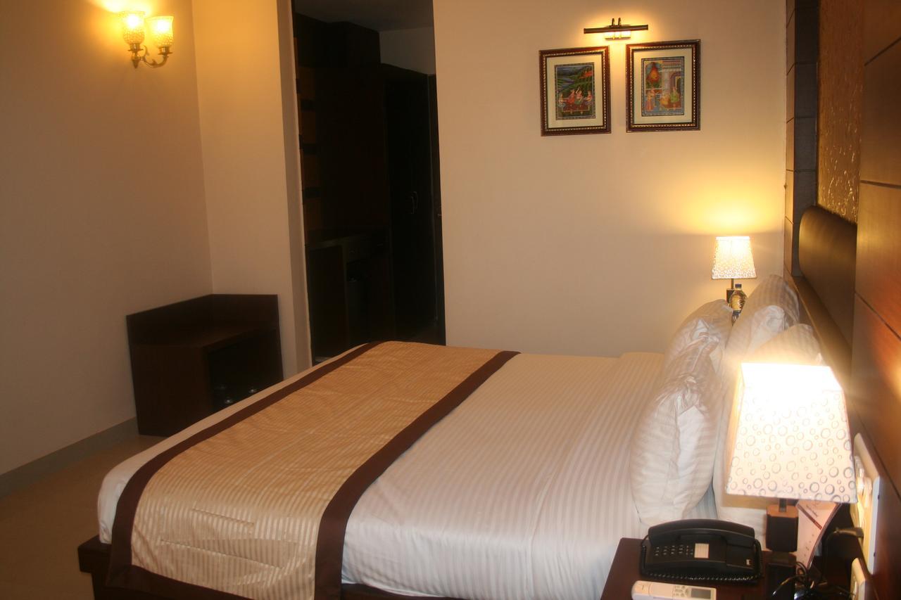 The Royal Retreat Otel Ranchi Dış mekan fotoğraf